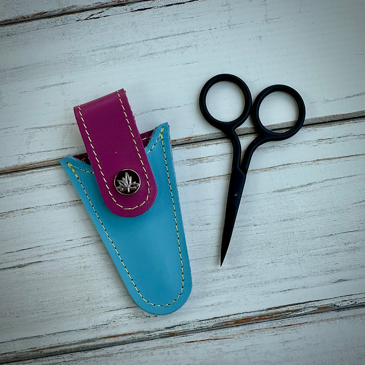Leather Scissor Sheath l With Scissors | Grocery Girls Knit