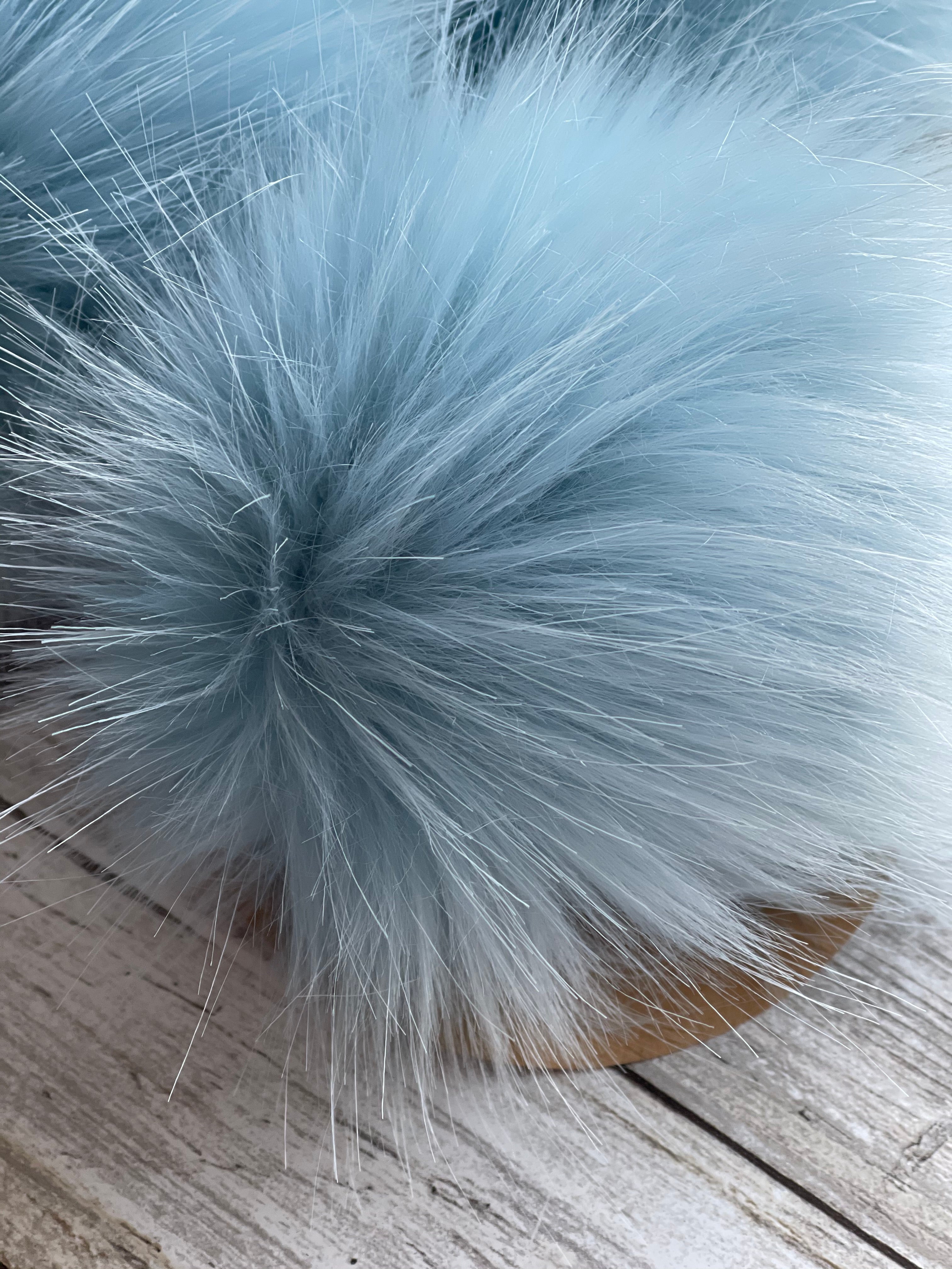 Pompom #79 Light Blue