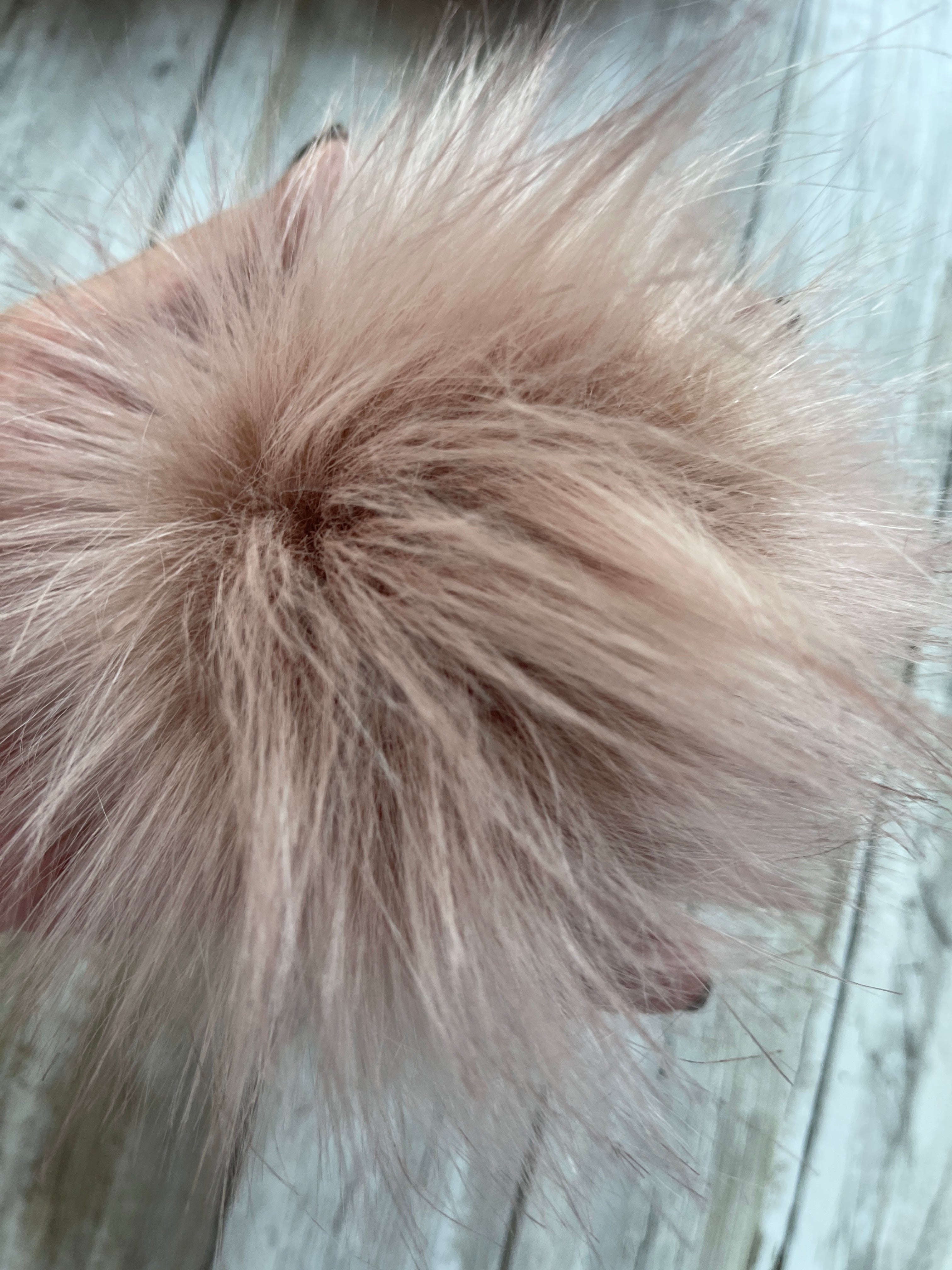 Pompom #94 Rose Gold